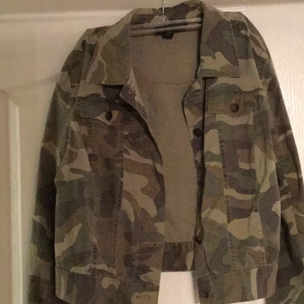 Inc camouflage jacket